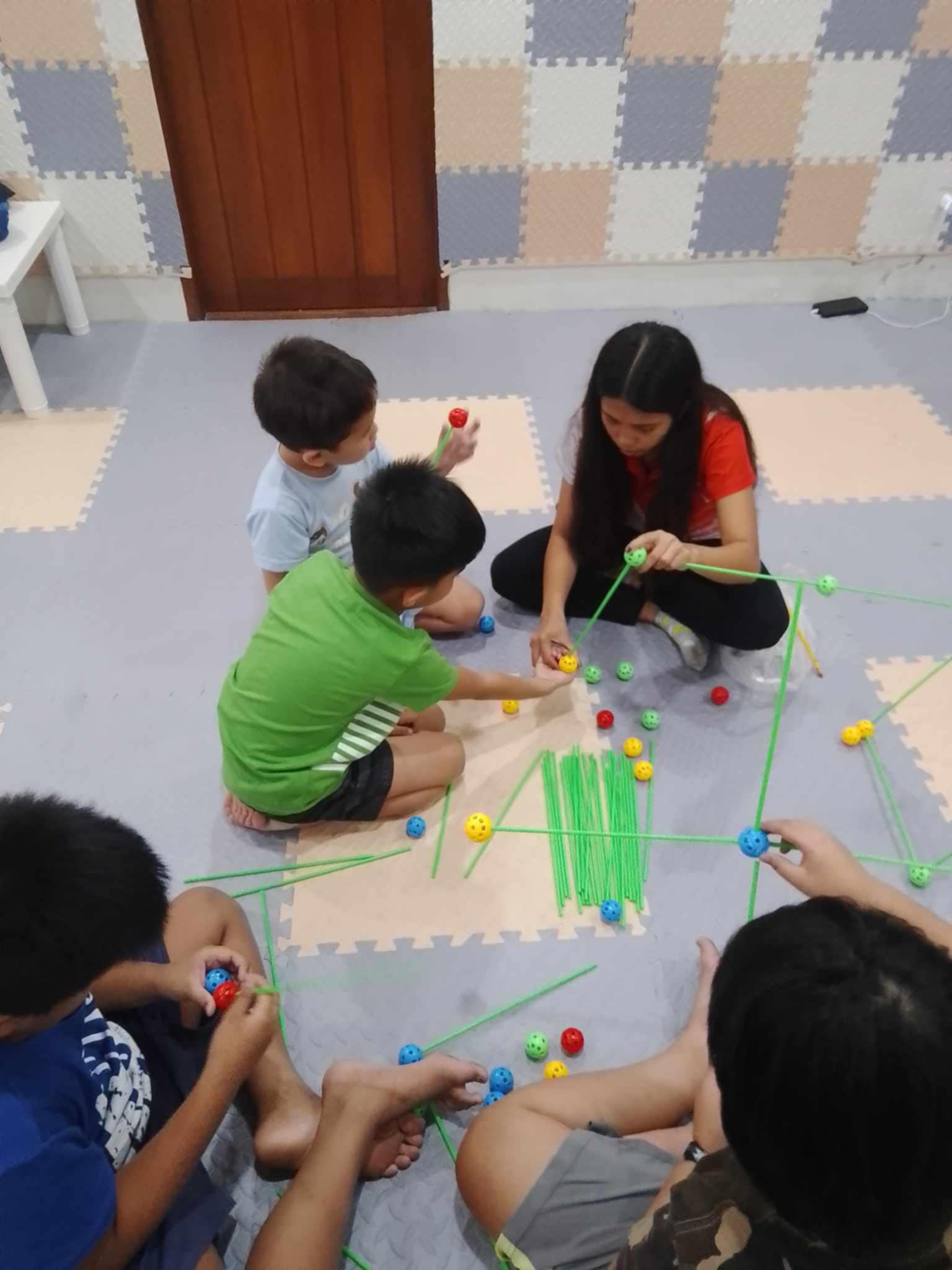 77511964-c365-4d69-b741-e65f7f5629d9